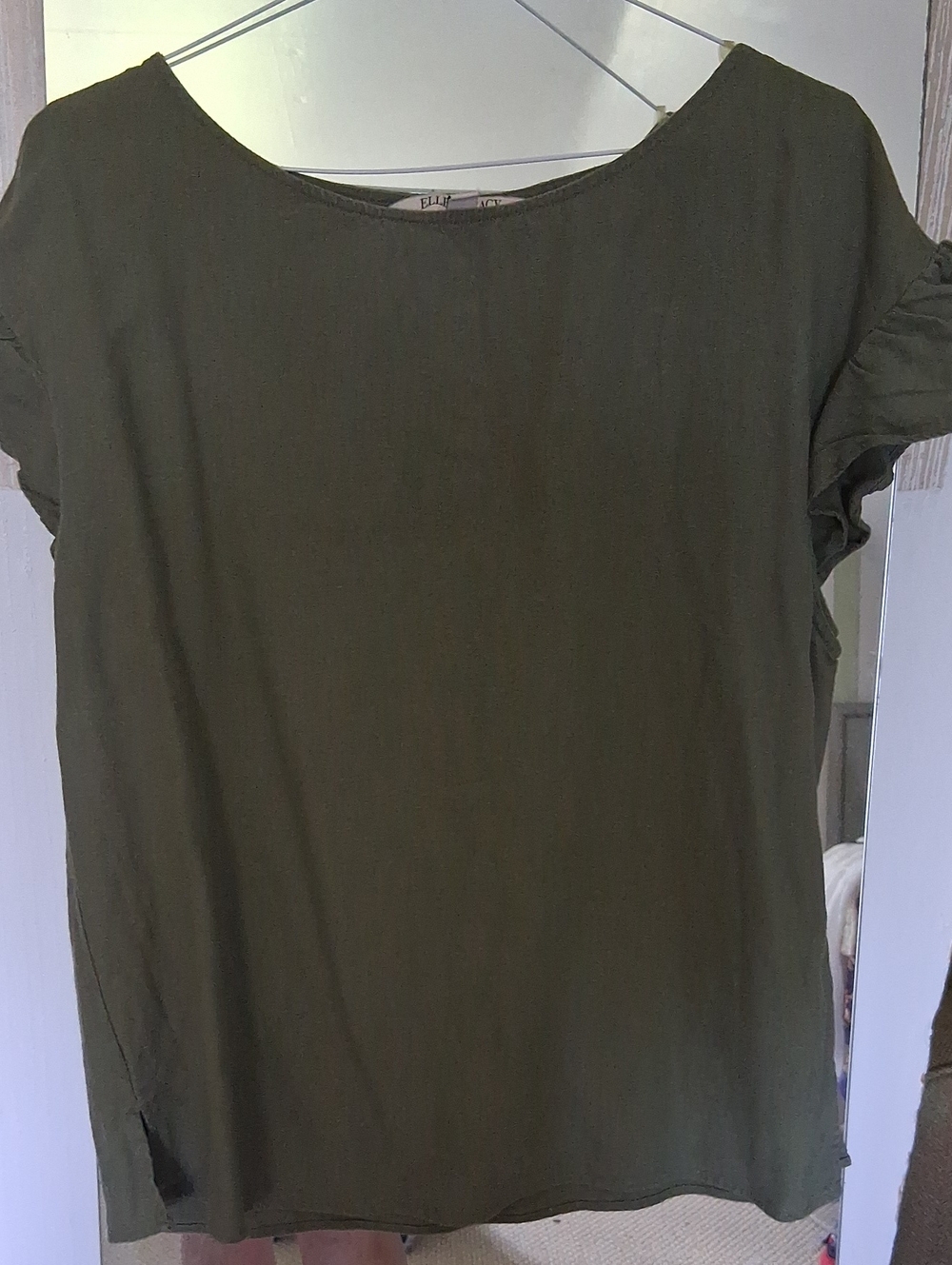 Ellen Tracy Linen Blend Olive Short-Sleeve Tee M